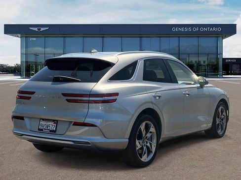 Certified 2023 Genesis Electrified GV70 AWD/4WD image 4