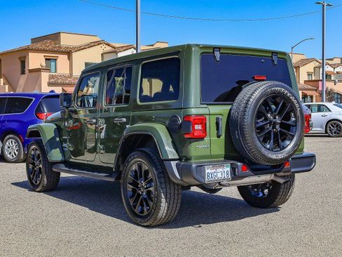 Used 2021 Jeep Wrangler Unlimited Sahara image 6