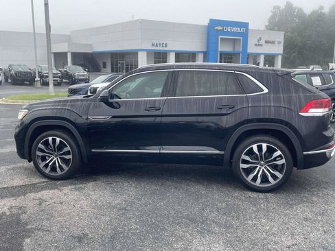 Used 2022 Volkswagen Atlas Cross Sport SEL Premium R-Line AWD/4WD image 6
