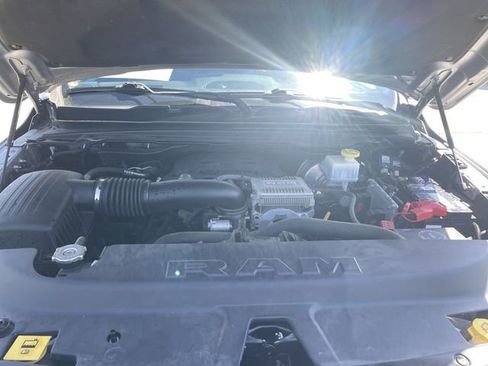 Used 2020 RAM 1500 Laramie AWD/4WD image 30