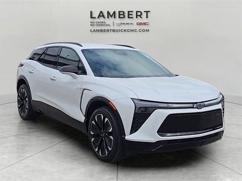 Used 2025 Chevrolet Blazer EV RS image 7