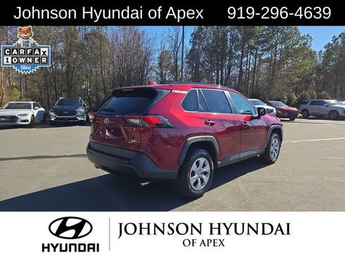 Used 2020 Toyota RAV4 LE image 14