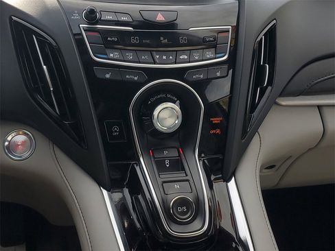 Certified 2024 Acura RDX w/ Technology Package image 28