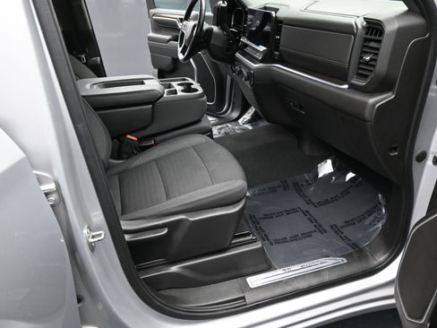 Used 2022 Chevrolet Silverado 1500 RST image 19