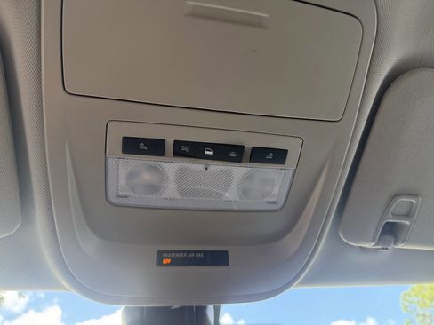 Used 2022 Chevrolet Colorado LT w/ Fleet Safety Package image 31