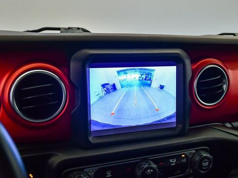 Used 2022 Jeep Wrangler Unlimited Rubicon image 28