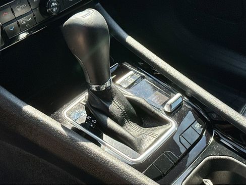 Used 2024 Jeep Compass Limited w/ Elite Group image 20