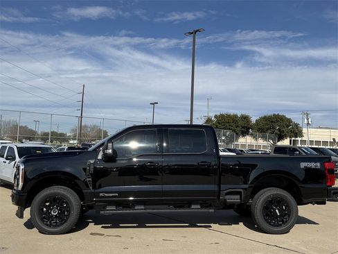 New 2026 Ford F250 XLT w/ XLT Premium Package image 25