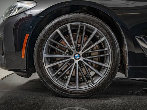 Used 2021 BMW 530i xDrive w/ Convenience Package AWD/4WD image 10
