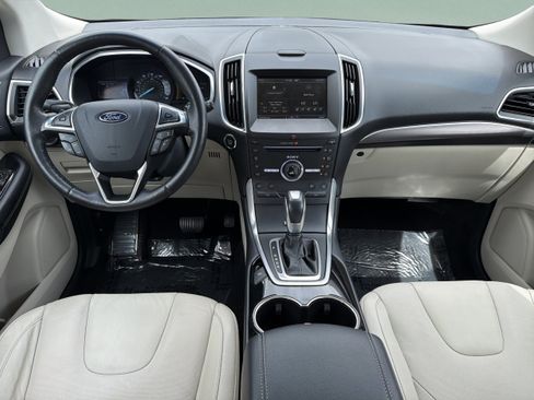 Used 2015 Ford Edge Titanium w/ Equipment Group 301A FWD image 9