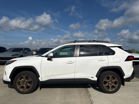 Used 2023 Toyota RAV4 AWD Hybrid image 6