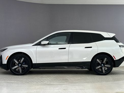 Certified 2025 BMW iX xDrive50 image 2