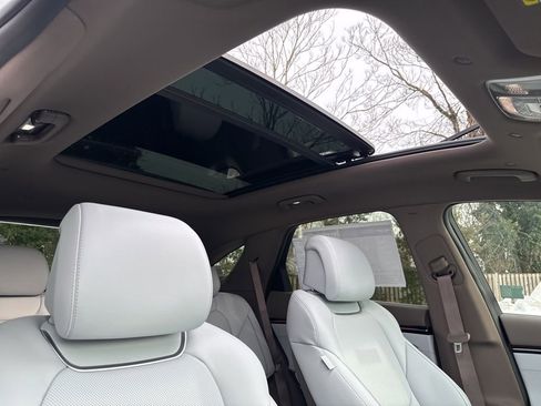 New 2026 Genesis GV70 2.5T Advanced image 36