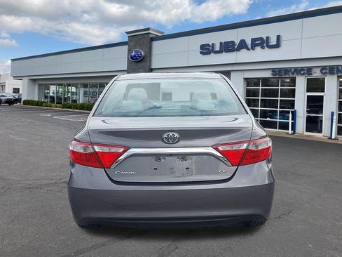 Used 2017 Toyota Camry LE FWD image 6