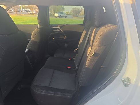 Used 2022 Mitsubishi Outlander ES image 13