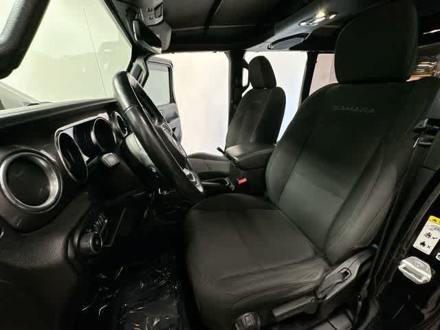Used 2019 Jeep Wrangler Unlimited Sahara AWD/4WD image 18