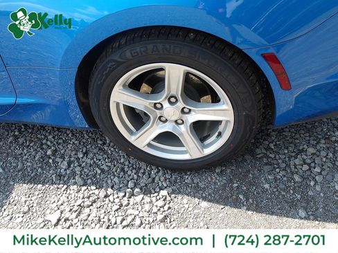 Used 2024 Chevrolet Camaro LT image 9