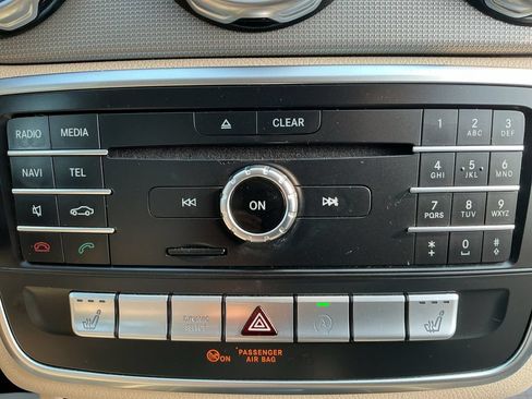 Used 2018 Mercedes-Benz GLA 250 image 18