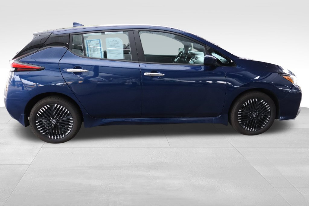 Used 2024 Nissan Leaf SV Plus FWD image 16