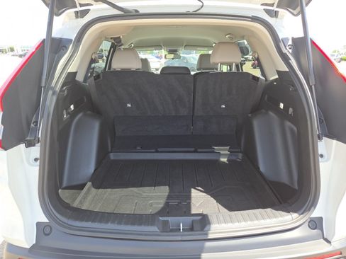 Used 2025 Honda CR-V LX image 18