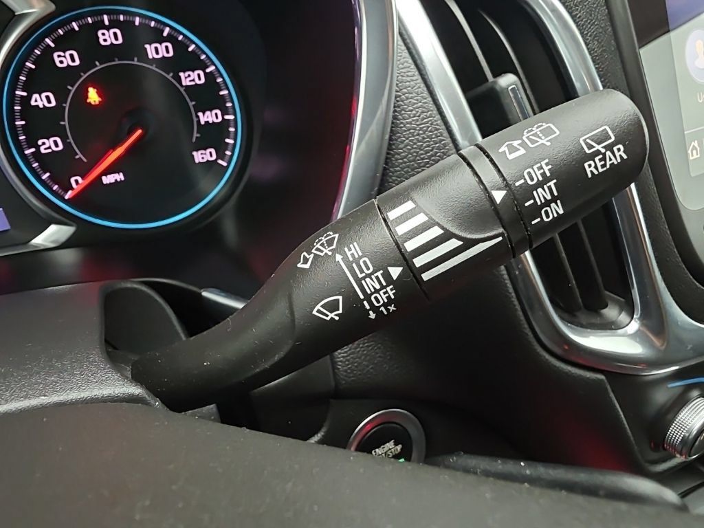 Used 2019 Chevrolet Equinox LT AWD/4WD image 29