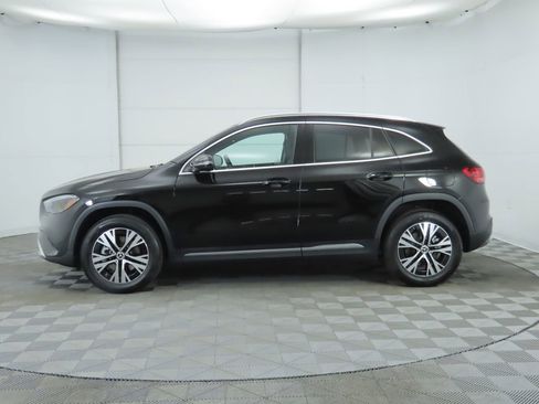 Certified 2025 Mercedes-Benz GLA 250 GLA 250 image 8