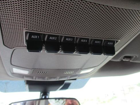 Used 2022 Ford F450 XLT image 12