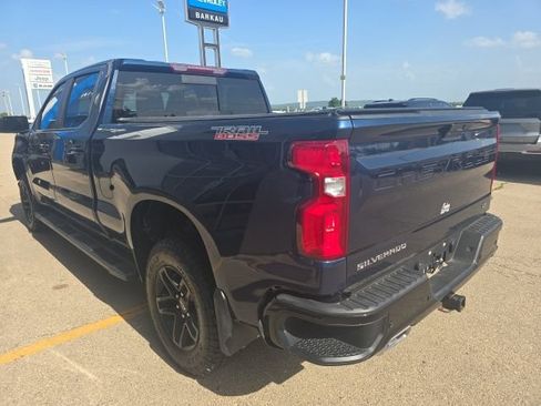 Used 2021 Chevrolet Silverado 1500 LT Trail Boss w/ Convenience Package II AWD/4WD image 11