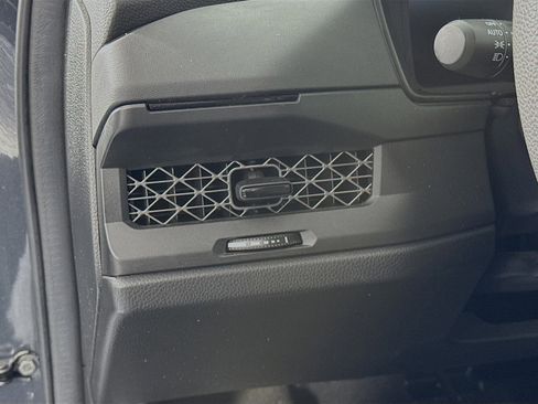 Certified 2023 Honda Accord LX image 10