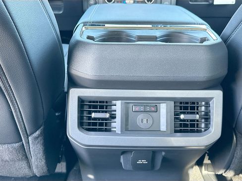 New 2026 Ford F250 Lariat w/ Chrome Package image 18