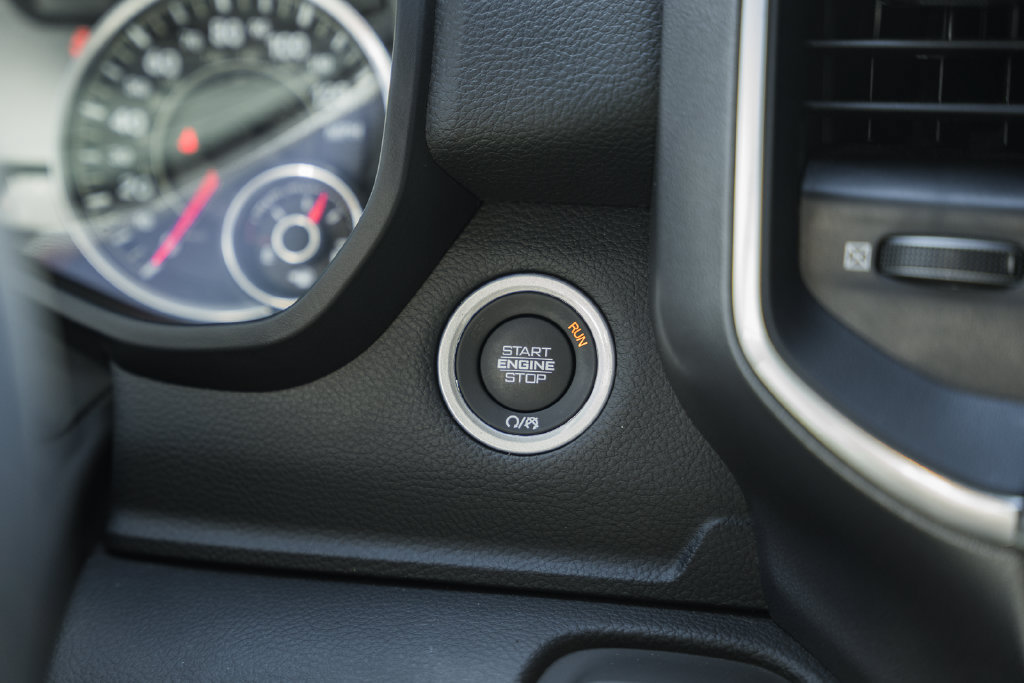 Used 2025 RAM 1500 Big Horn AWD/4WD image 31