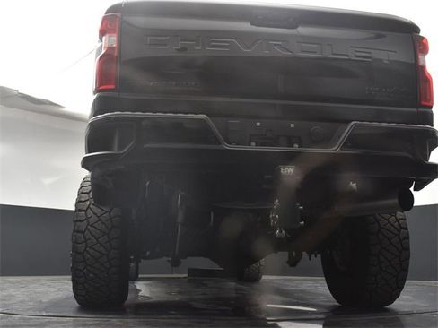 Used 2024 Chevrolet Silverado 2500 High Country w/ Midnight Edition image 34