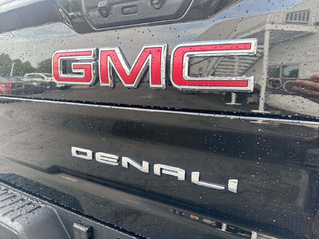New 2026 GMC Sierra 3500 Denali w/ Denali Reserve Package AWD/4WD image 28