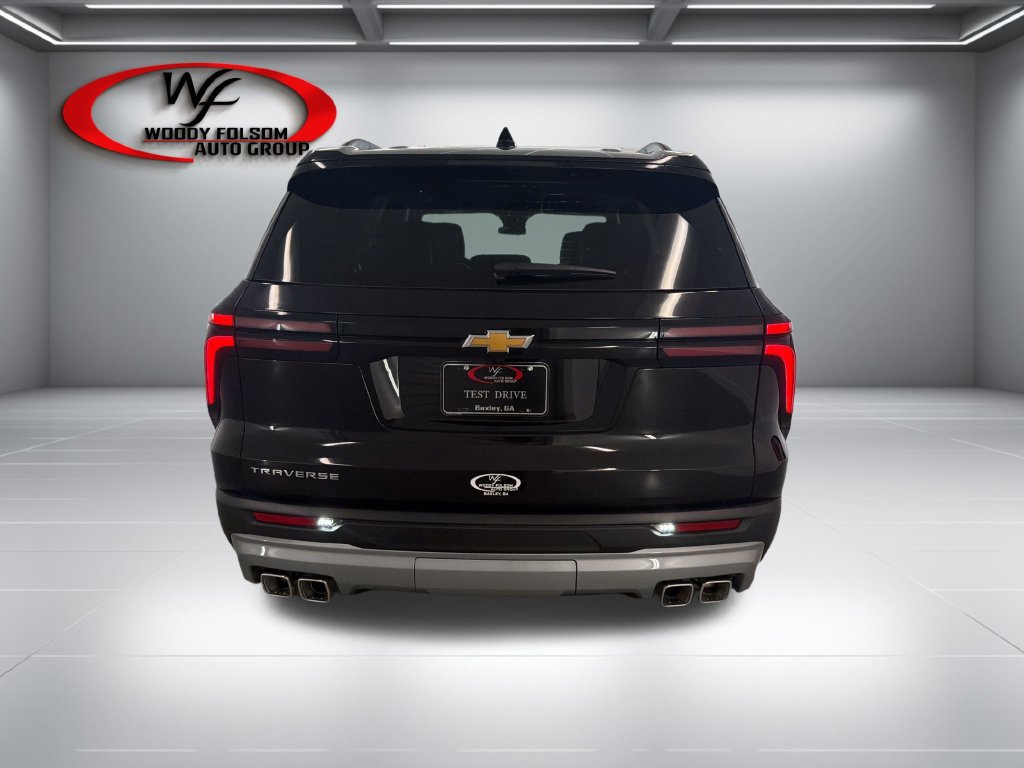 New 2027 Chevrolet Traverse LT FWD image 7