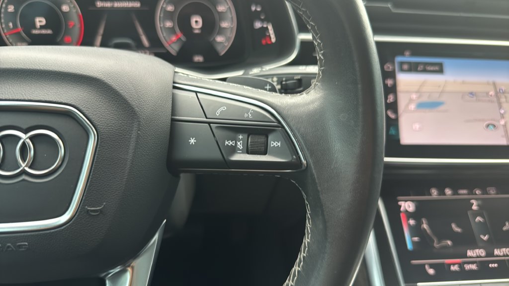 Used 2022 Audi Q8 Premium w/ Convenience Package AWD/4WD image 21