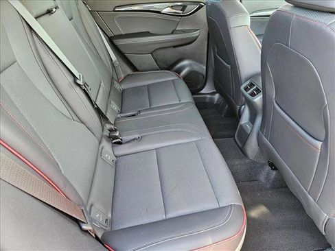 Used 2023 Buick Envision Essence w/ Sport Touring Package image 18