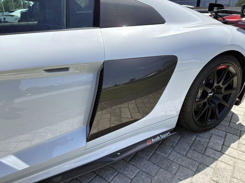 Used 2018 Audi R8 V10 plus AWD/4WD image 12