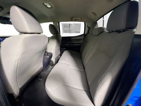Used 2021 Toyota Tacoma SR5 RWD image 27