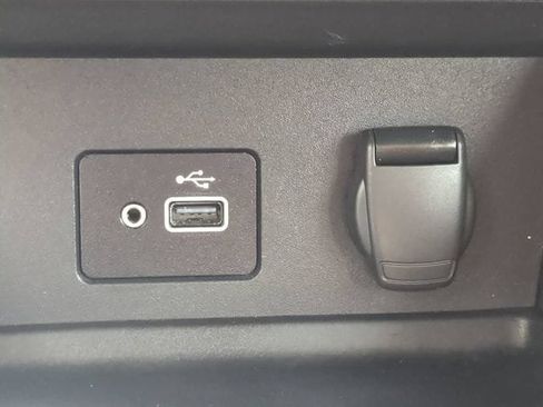 Used 2020 Nissan Sentra S FWD image 19