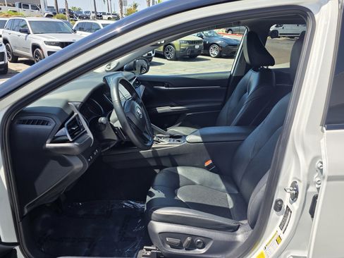 Used 2024 Toyota Camry XSE FWD image 12