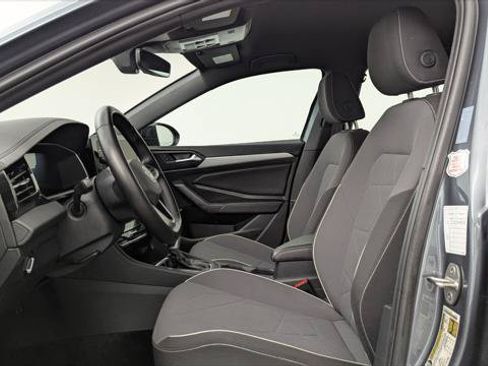 Used 2025 Volkswagen Jetta Sport FWD image 13
