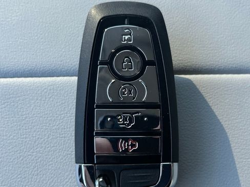 New 2026 Lincoln Nautilus Reserve image 24