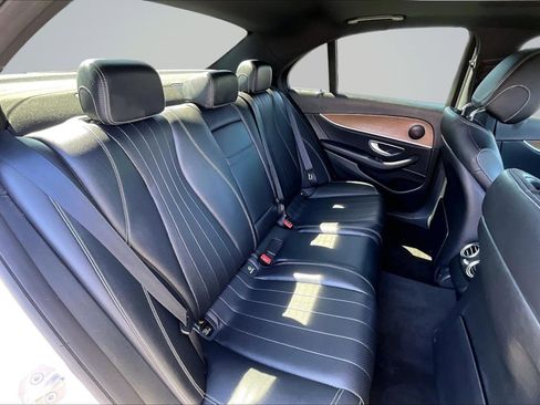 Used 2018 Mercedes-Benz E 300 image 27