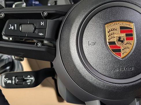 New 2026 Porsche Macan AWD/4WD image 37