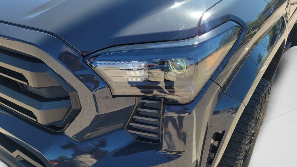 Used 2025 Toyota Tacoma SR5 RWD image 25