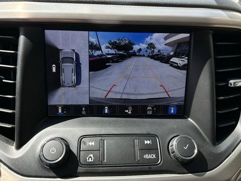 Certified 2021 GMC Acadia Denali w/ Denali Technology Package FWD image 24