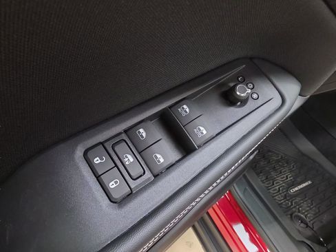 New 2026 Jeep Cherokee Laredo image 15