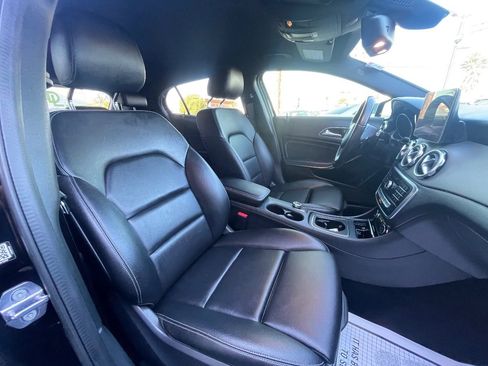 Used 2019 Mercedes-Benz GLA 250 4MATIC image 13