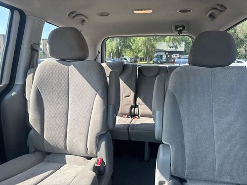 Used 2014 Kia Sedona LX FWD image 12