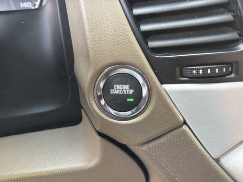 Used 2015 GMC Yukon SLT w/ Open Road Package image 17